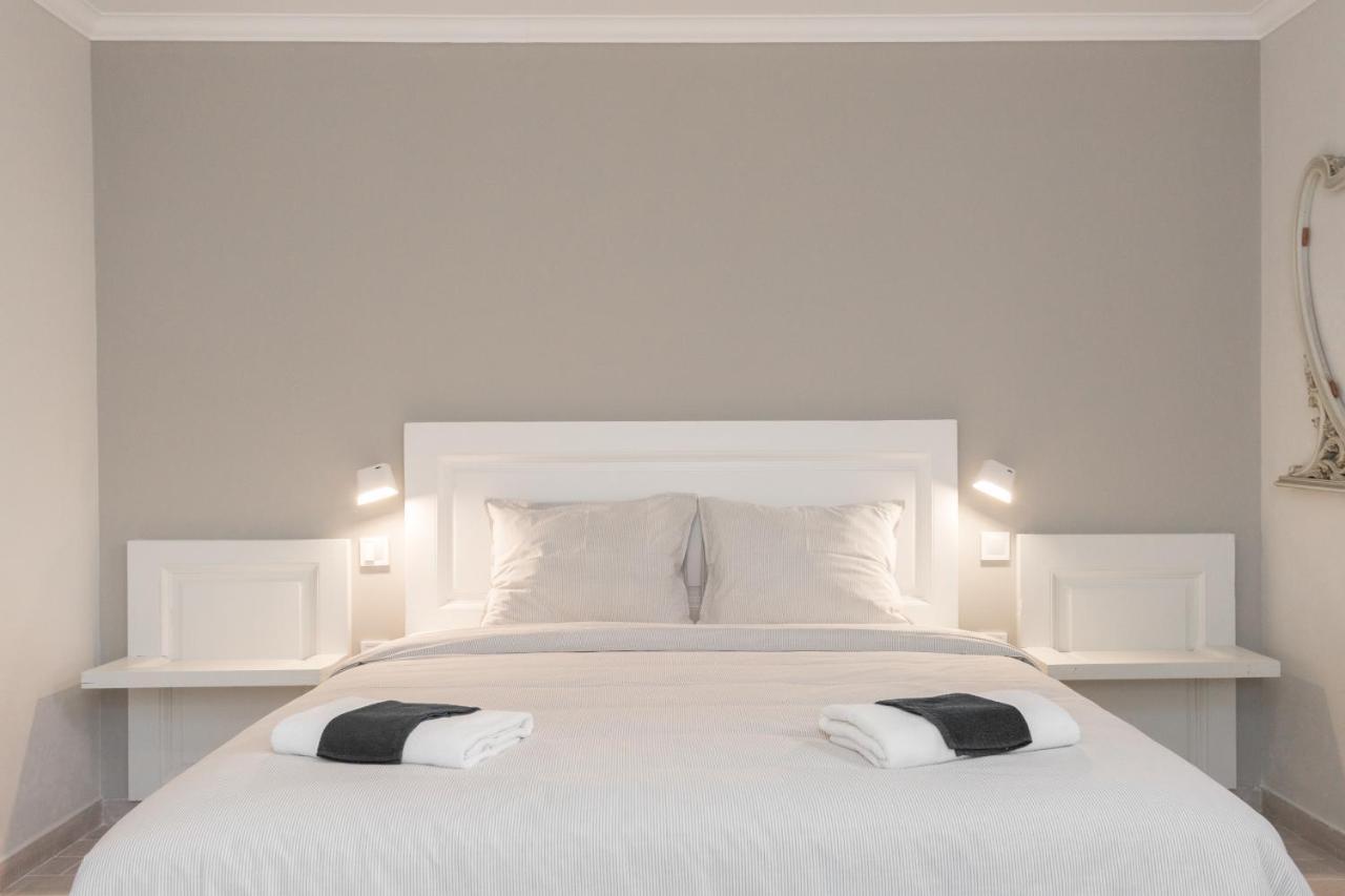 Troon Of Athens Apartments Esterno foto